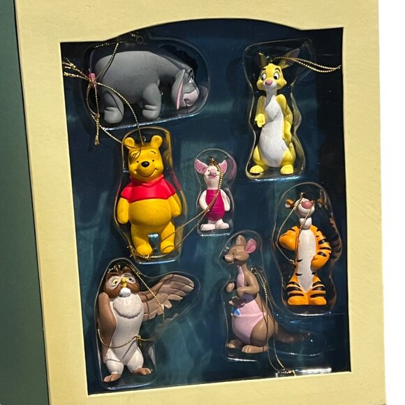 Disney Winnie The Pooh Storybook Christmas Ornament Set - Picture 1 of 4